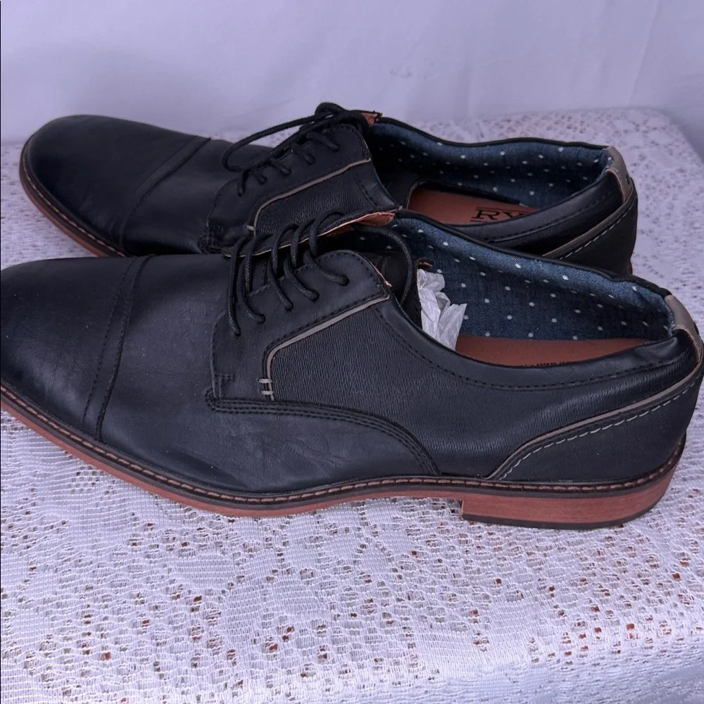 NWOT RYE lace up black leather dress oxford derby work career shoes sz 13